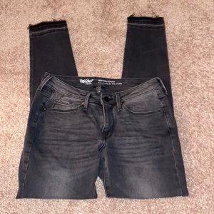 Distressed size 4 black jeans